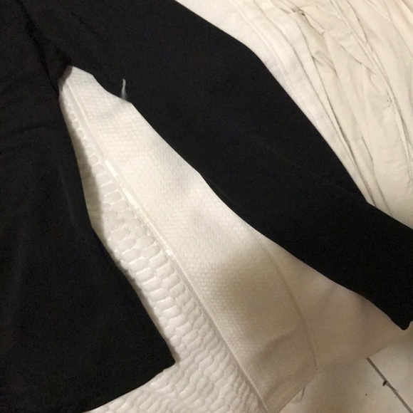 Blouse - Picture 4 of 4